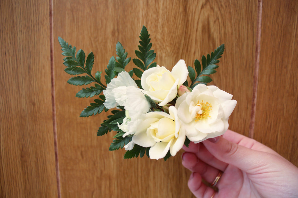 Wedding Boutonniere - White 4.jpg